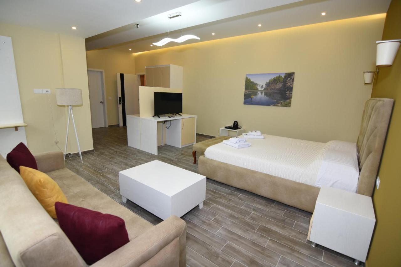 Monte Mare Hotel Вльора Екстер'єр фото