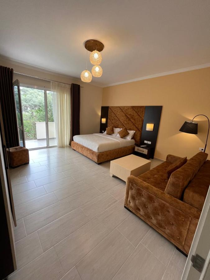 Monte Mare Hotel Вльора Екстер'єр фото