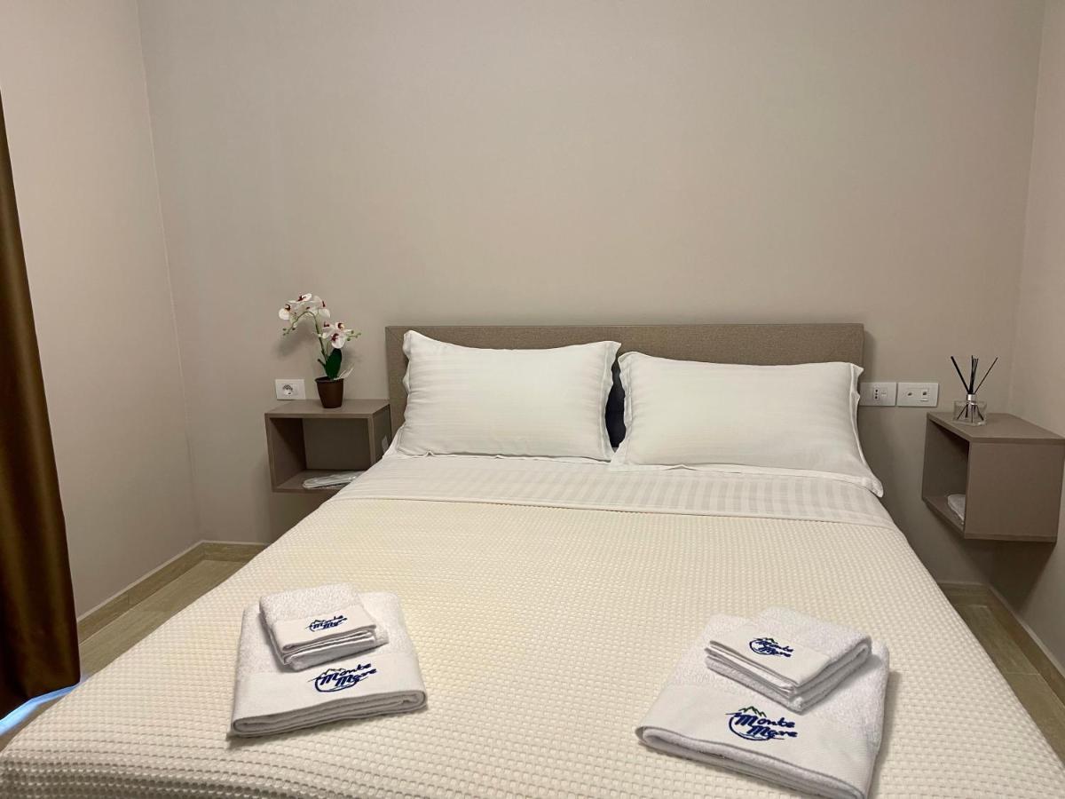 Monte Mare Hotel Вльора Екстер'єр фото