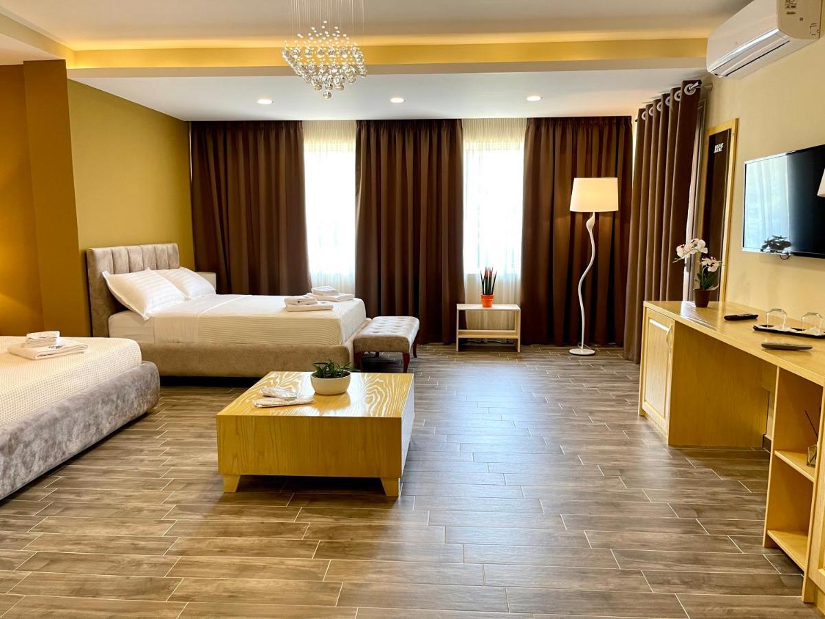 Monte Mare Hotel Вльора Екстер'єр фото