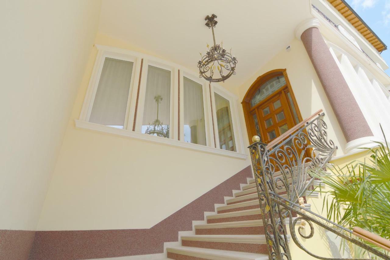 Monte Mare Hotel Вльора Екстер'єр фото