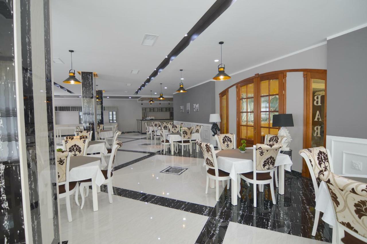 Monte Mare Hotel Вльора Екстер'єр фото